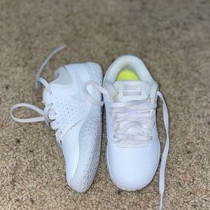 Nike Cheer Shoes Kids Size 11